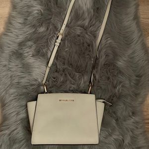 Michael Kors Crossbody